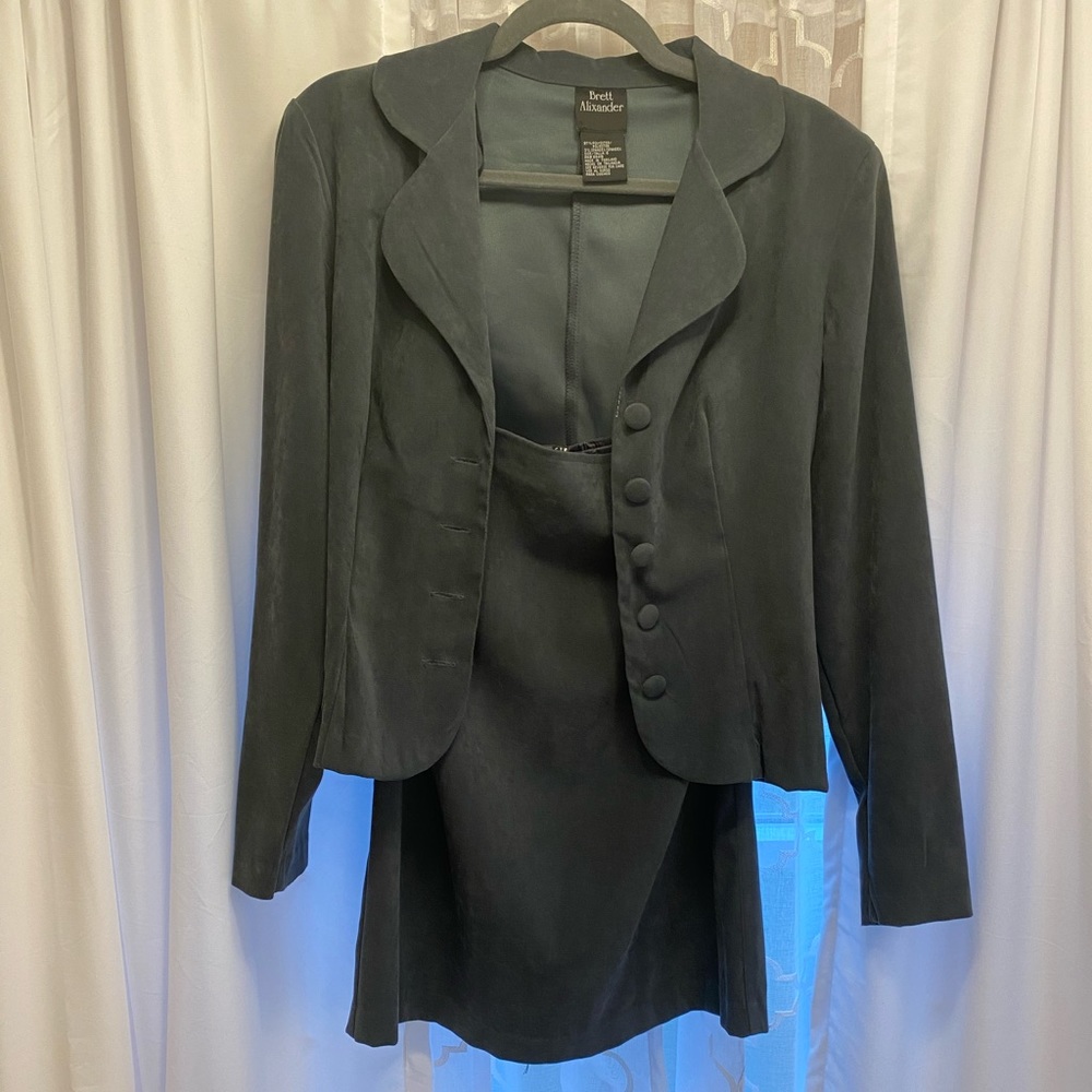 Vintage skirt suit